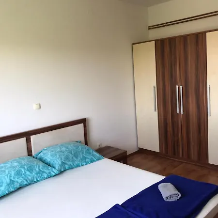 Dino Guest house *